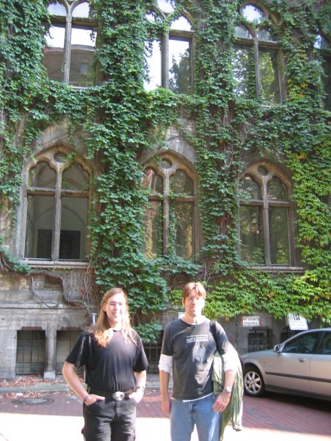 Sightseeing Tour - Marek and Stephen in front of Nolok's Castle :-)